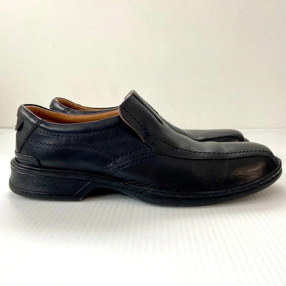 Clarks black leather